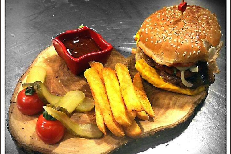 Minnion Cafe Ucyol Izmir Zomato